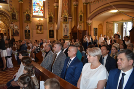 Uroczysta msza w kościele w Hecznarowicach